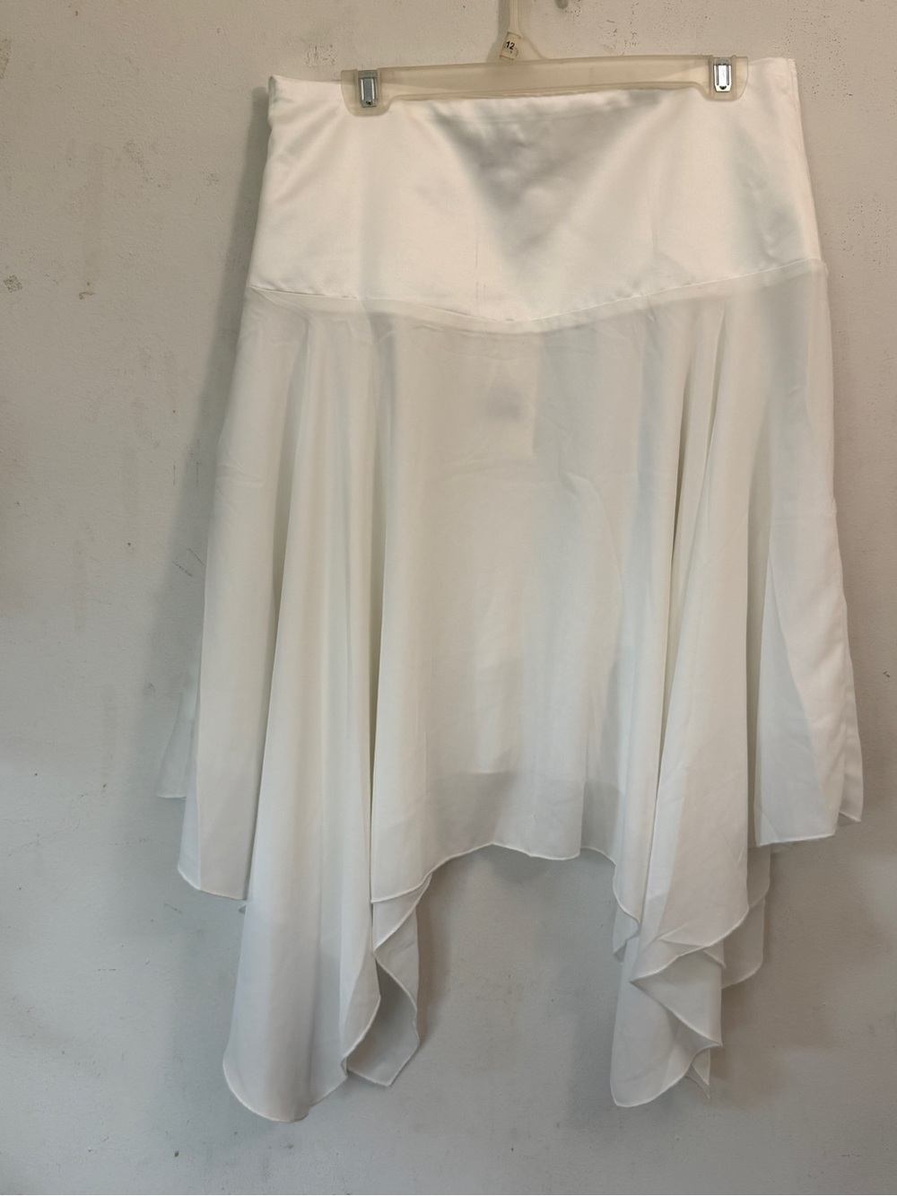 NWT Peppermayo White Asymmetrical Layered Handkerchief Midi Skirt XS - Picture 4 of 7